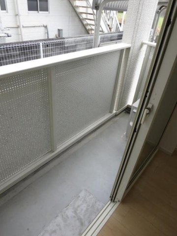 アイ・スマイル南島田のバルコニー