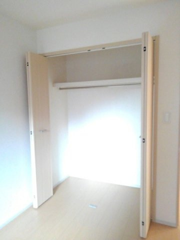 プリムローズ　南浜Ｂの収納