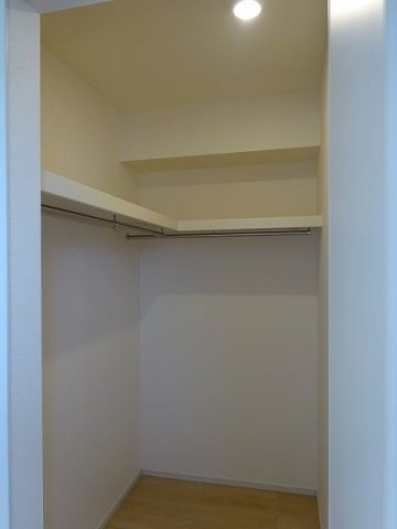 カーサ八万　Ⅰの収納