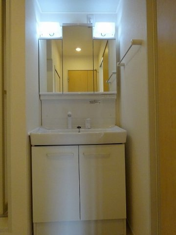 カーサ八万　Ⅰの洗面所