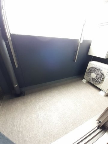 グランコート国府のバルコニー