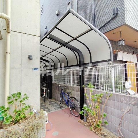 北区赤羽南２丁目の賃貸マンションのエントランス