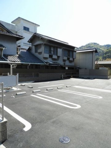 すばるＳの駐車場