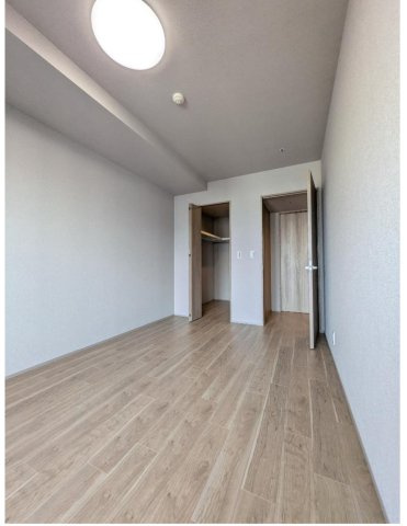 大阪市内×中古タワマン「松屋町駅徒歩1分」「谷町六丁目駅徒歩4分」「リフォーム済」の洋室