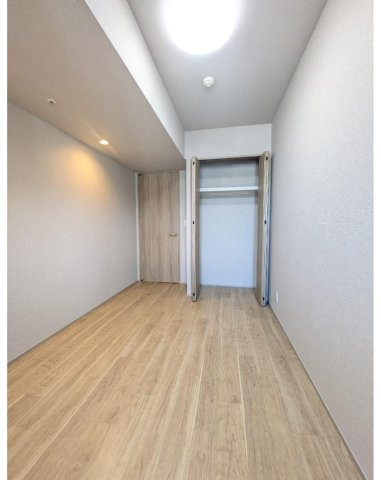 大阪市内×中古タワマン「松屋町駅徒歩1分」「谷町六丁目駅徒歩4分」「リフォーム済」の洋室