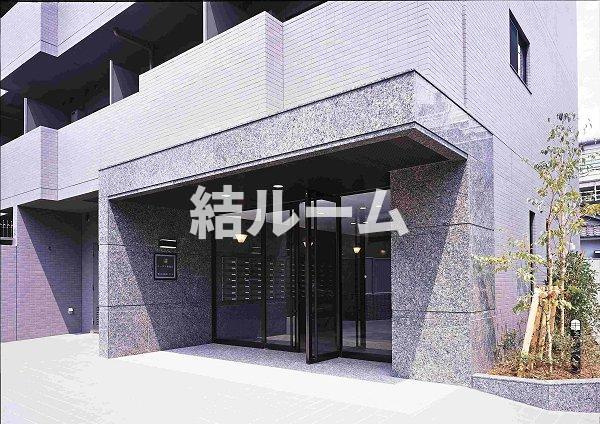 豊島区南池袋４丁目の賃貸マンションのエントランス