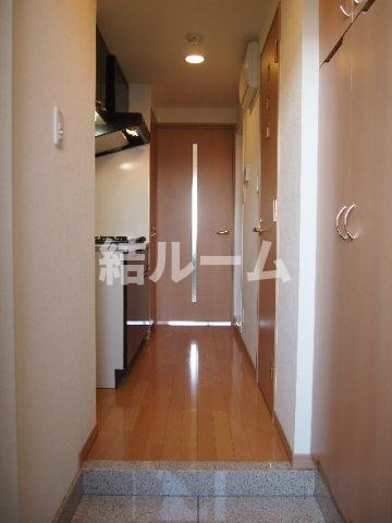 豊島区南池袋４丁目の賃貸マンションの玄関
