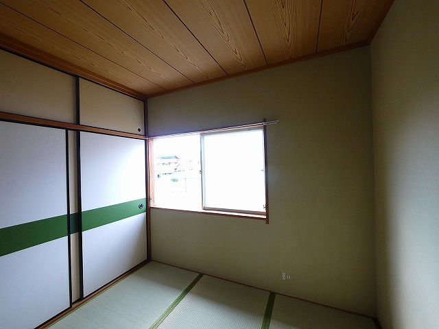 サンライズ三笠Ⅰの和室|和室がひろがる居住スペース