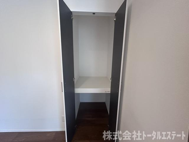 生野町テナントの収納