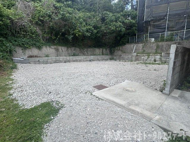 生野町テナントの駐車場