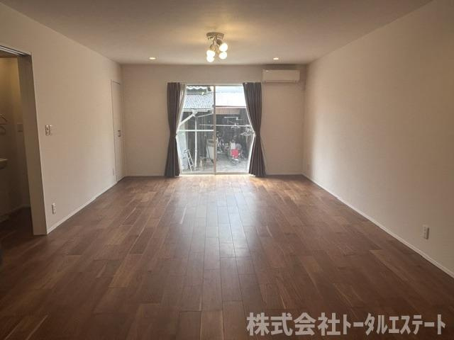 生野町テナントの居間・リビング