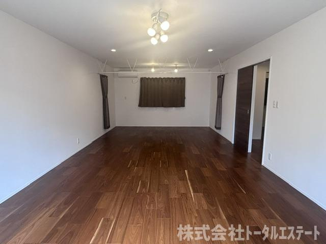 生野町テナントの居間・リビング