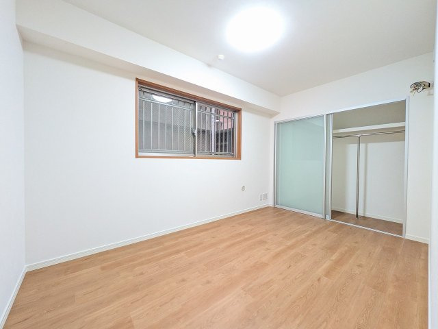 マイキャッスル椚田の子供部屋|～6.1帖の洋室です～