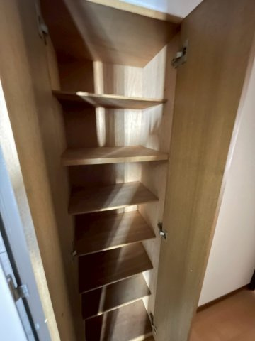 パークサイド小島の収納