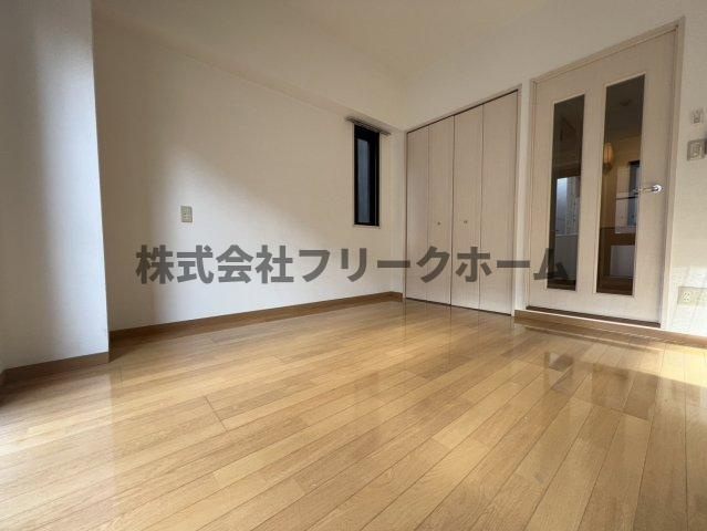 三鷹市下連雀３丁目の賃貸マンションの寝室
