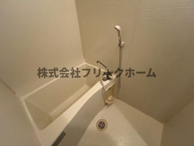 三鷹市下連雀３丁目の賃貸マンションの浴室