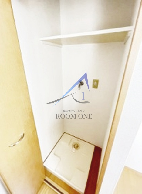 グランヴァン大井町Ⅱの設備|洗濯機置き場です。