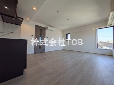 【居間・リビング】 | デュオフラッツ千歳船橋 | 12.9帖