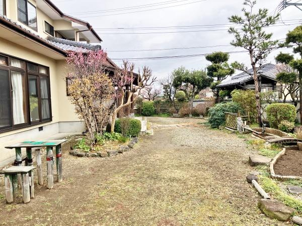 合志市　御代志（御代志駅）２階建　の庭