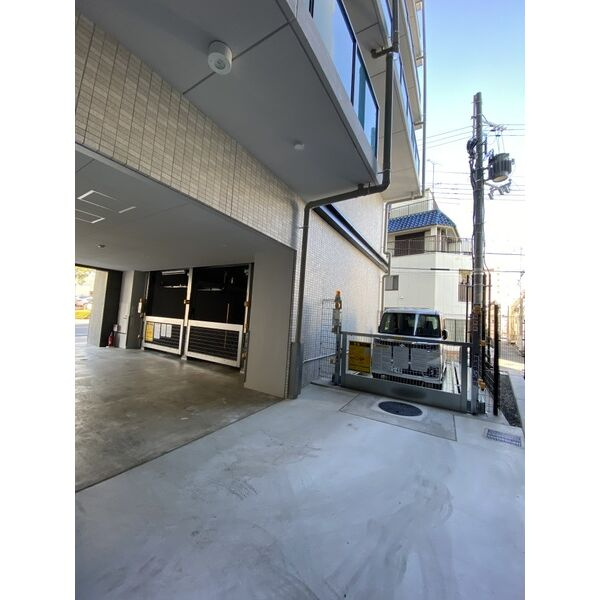 ArtizA王子公園D.C.の駐車場