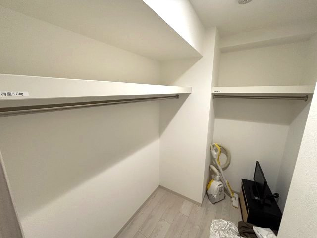 ソレイユ摩耶　３０１の収納