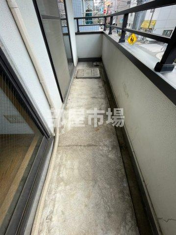 山田マンションのバルコニー