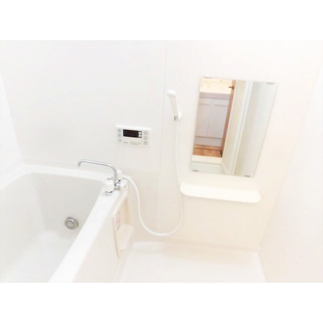 ラルジュ・アイの浴室