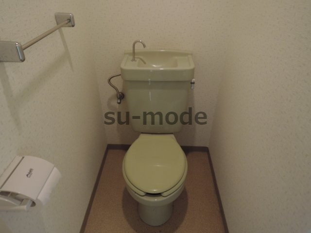 バーンフリート赤大路A棟のトイレ
