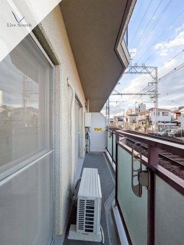 ニューライフ岡本のバルコニー
