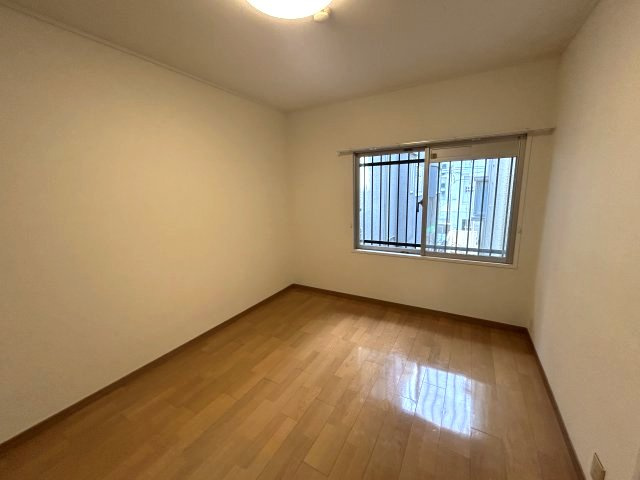 ニューライフ岡本の寝室