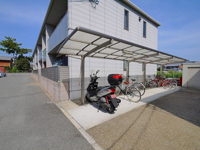 ラフィナートＢ・Ｃのその他共用部分|屋根付き駐輪場