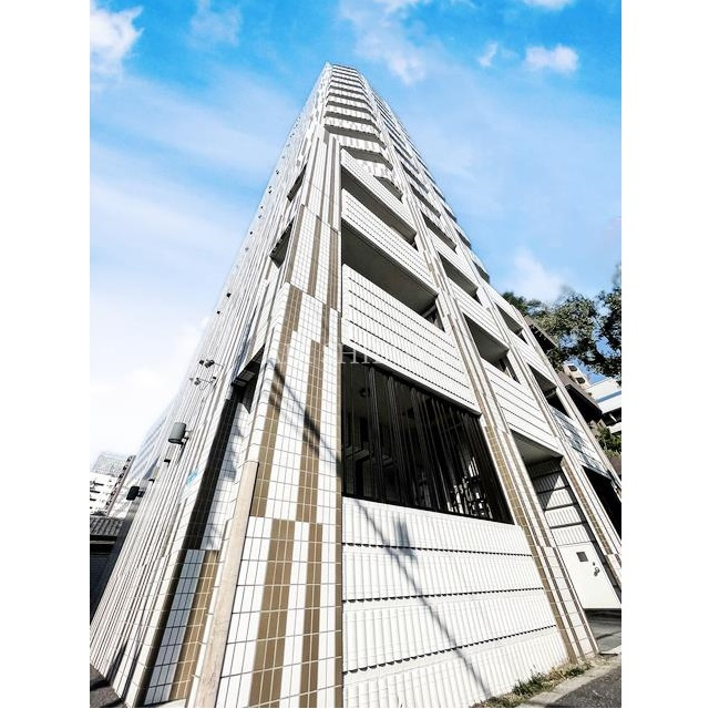 PREMIUM CUBE G 駒沢大学の外観|おしゃれな外観です