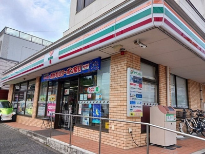 【周辺】 | ルミエール | セブンイレブン川崎高津野川店まで250m