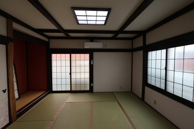 今町宮島アパート2Fの和室