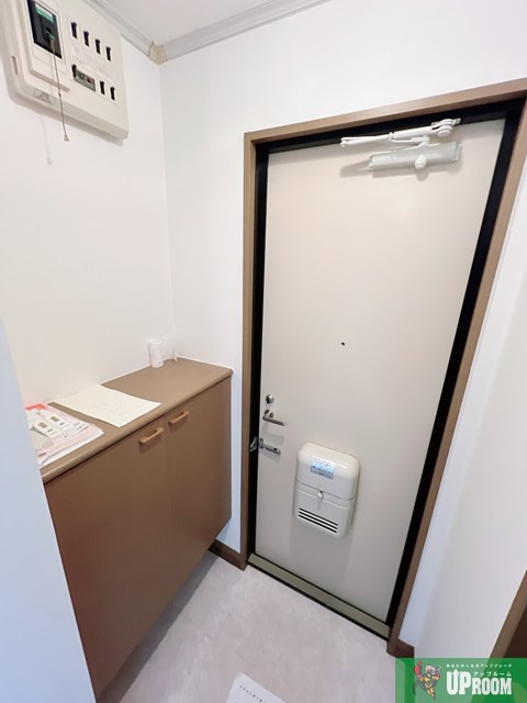 プレヤデスハイツの玄関