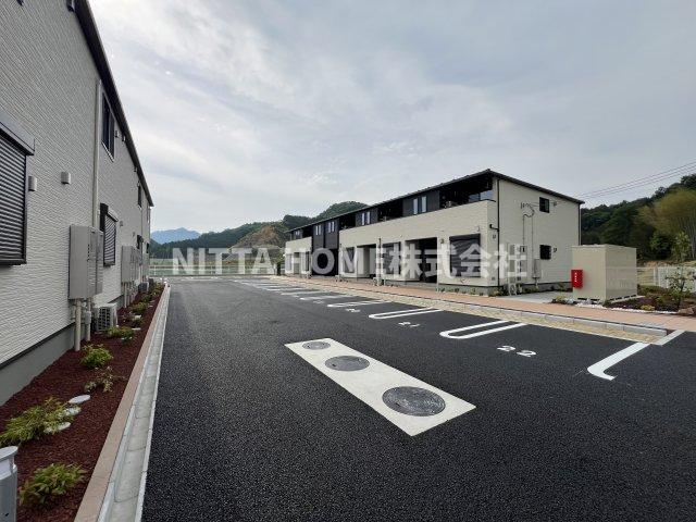 丹波市柏原町北山のアパートの駐車場|敷地内駐車場になります◎