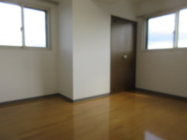 CENTER CTIY5の洋室