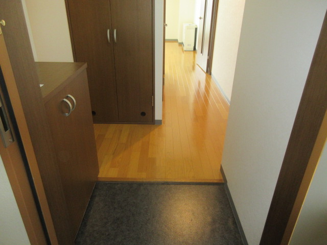 CENTER CTIY5の玄関