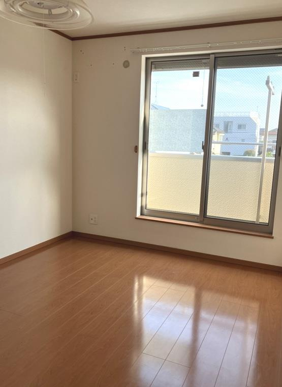 上連雀戸建の内装