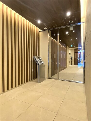 クロッセ秋田のエントランス|オートロック（2020年8月撮影）