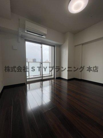 仲介手数料０円！グランルクレ新栄ウエストの洋室