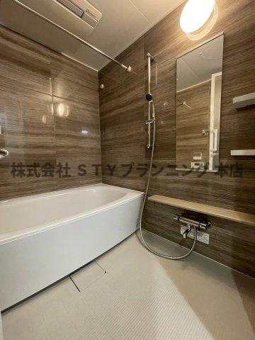 仲介手数料０円！グランルクレ新栄ウエストの浴室