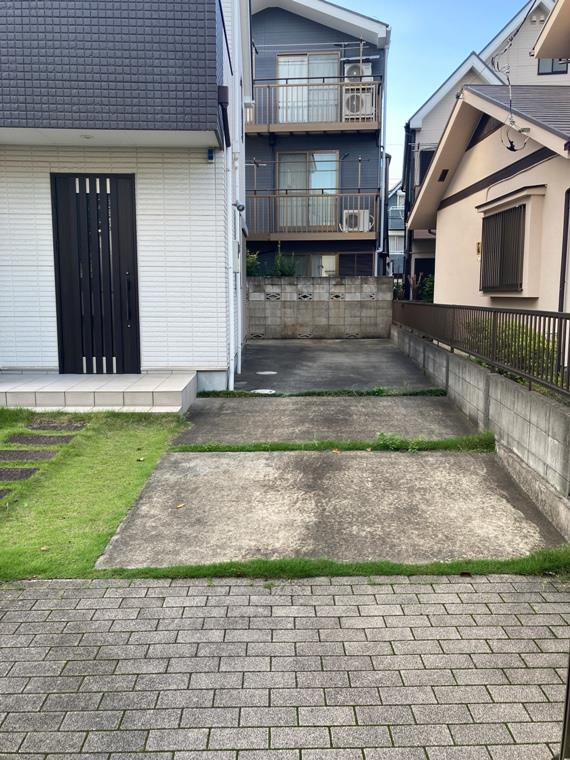 岩戸南戸建の駐車場