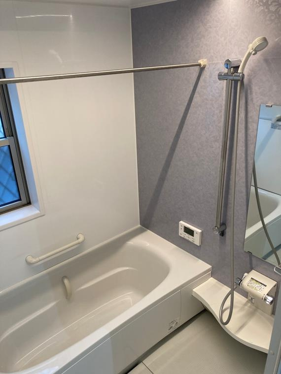 岩戸南戸建の浴室