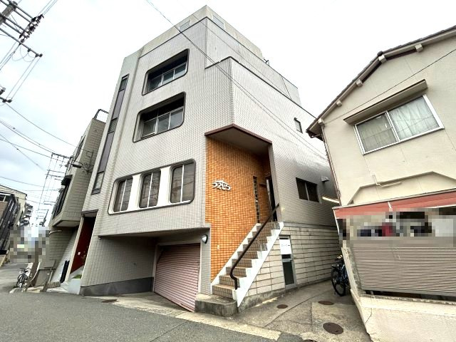 うえむらハイツの外観