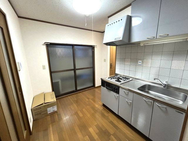 うえむらハイツの居間・リビング