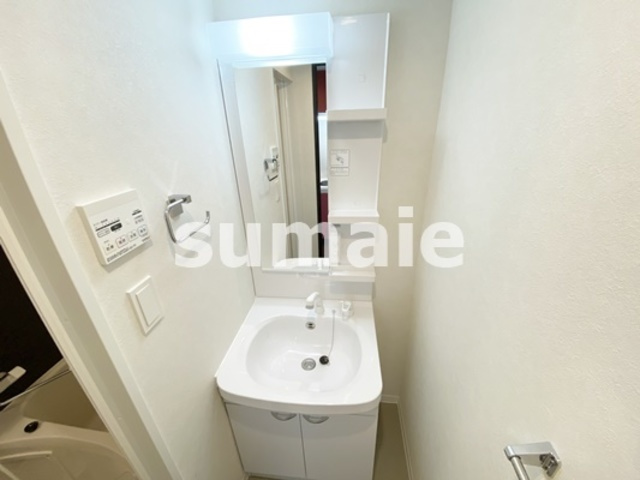 Belle　couleurの洗面所|使いやすい独立洗面台！