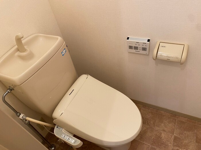 ロイヤルシャトー　B棟のトイレ