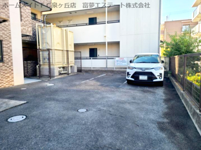 【駐車場】 | EVER GREEN泉ヶ丘2号館