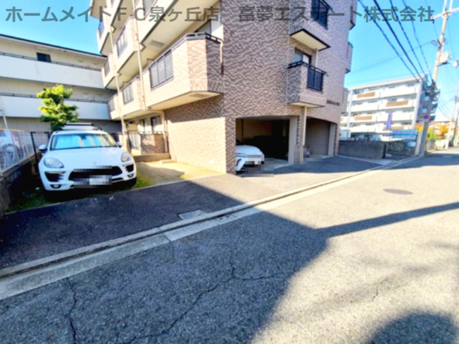 【駐車場】 | EVER GREEN泉ヶ丘2号館